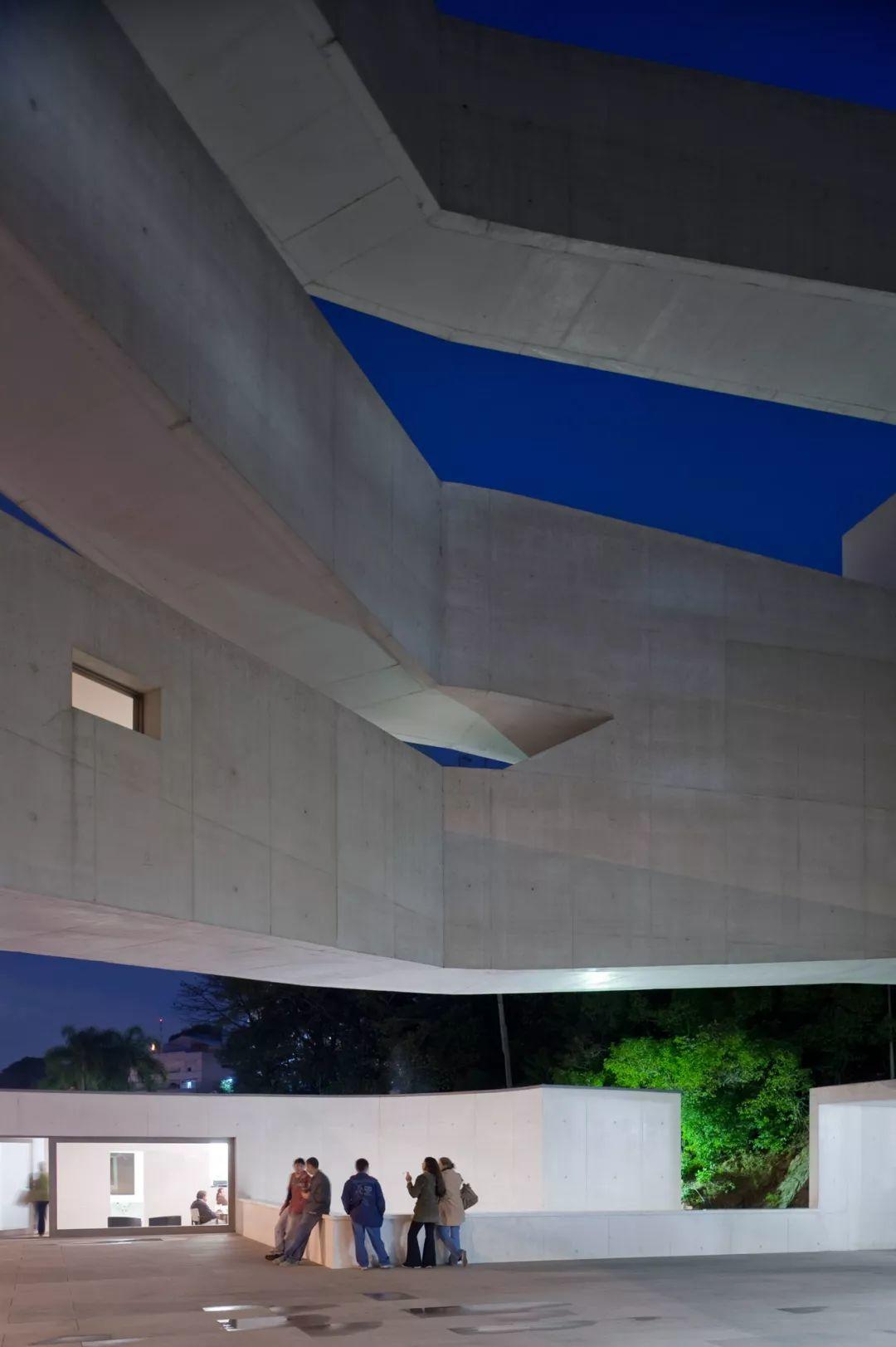 巴西 Brazil Ibere Camargo Foundation 基金會／Alvaro Siza