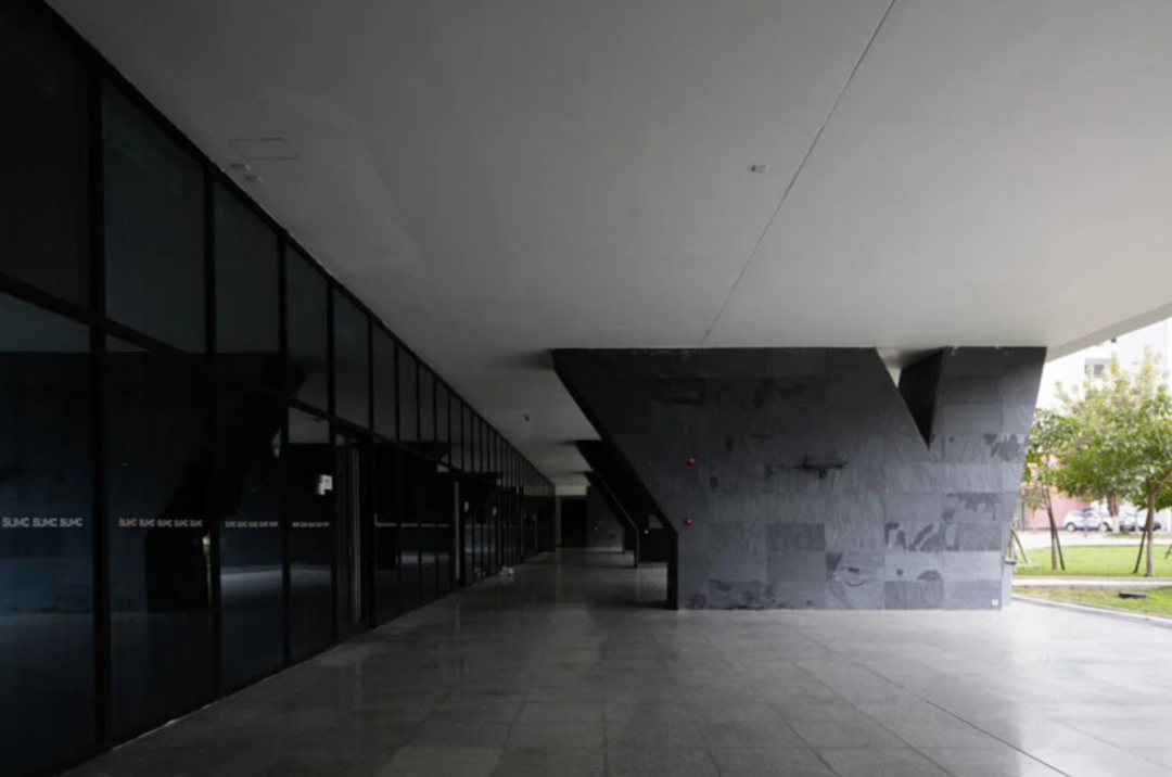 汕頭大學新醫學院大樓／Herzog & de Meuron