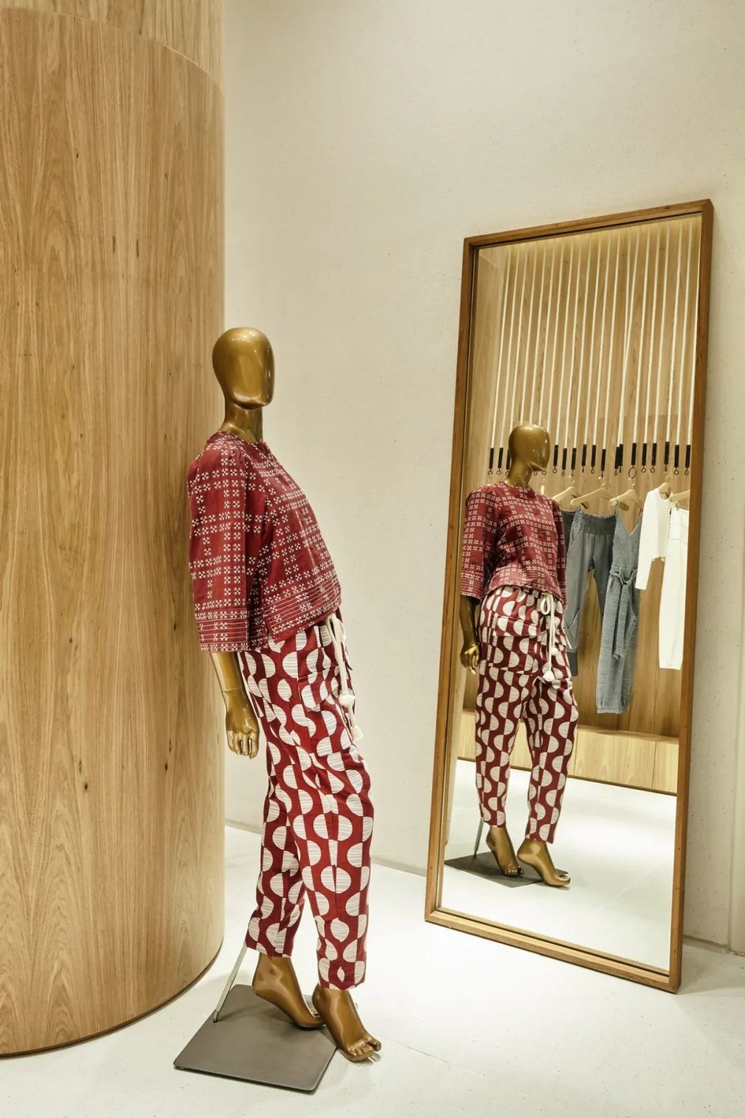 巴西聖保羅旗艦店室內設計 A. Niemeyer Iguatemi São Paulo interior design／Carolina Maluhy & Partners