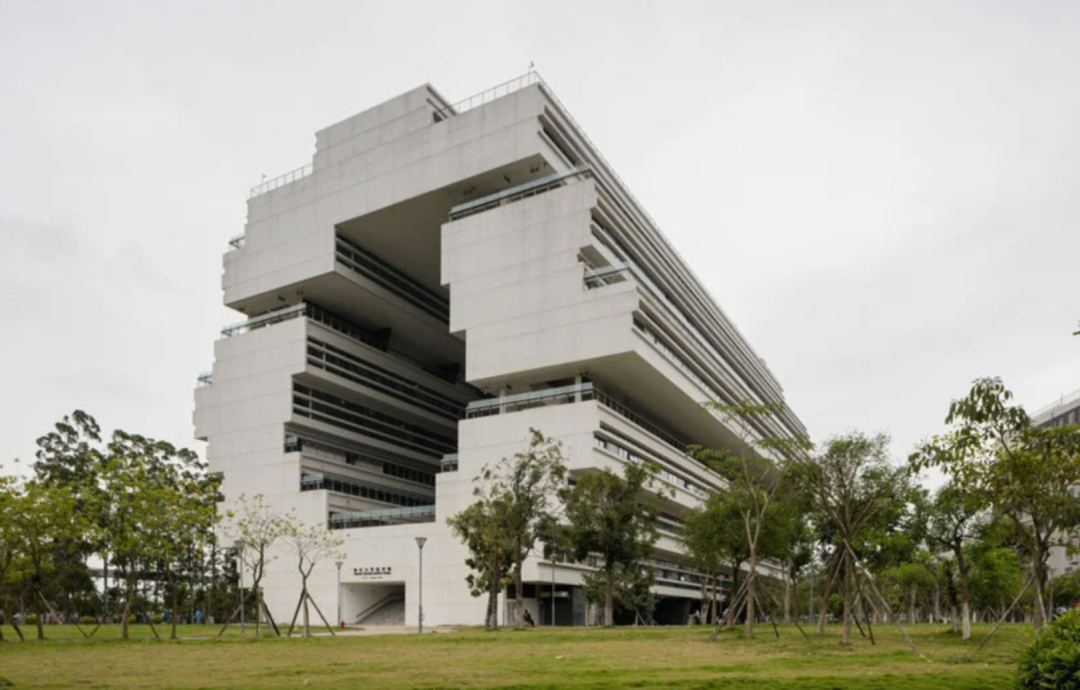 汕頭大學新醫學院大樓／Herzog & de Meuron