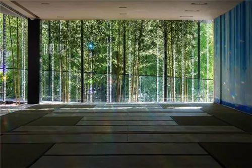 回向院念仏堂二樓的「空中竹林」