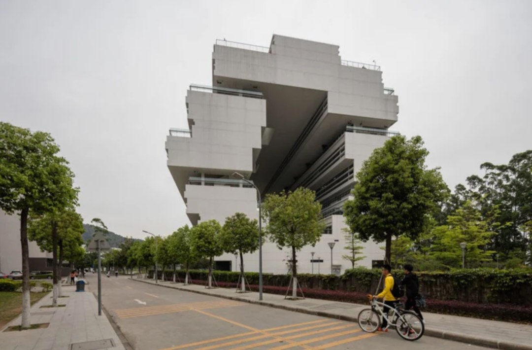 汕頭大學新醫學院大樓／Herzog & de Meuron