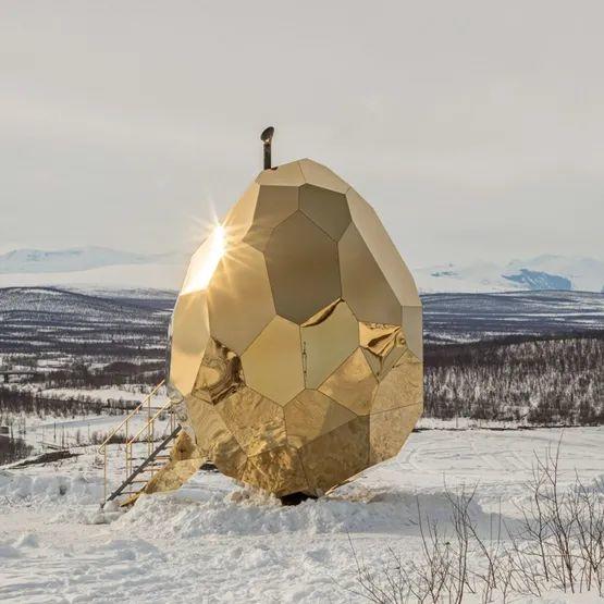 瑞典比格特和貝格斯特倫工作室（Bigert & Bergstrom）設計的「太陽蛋」