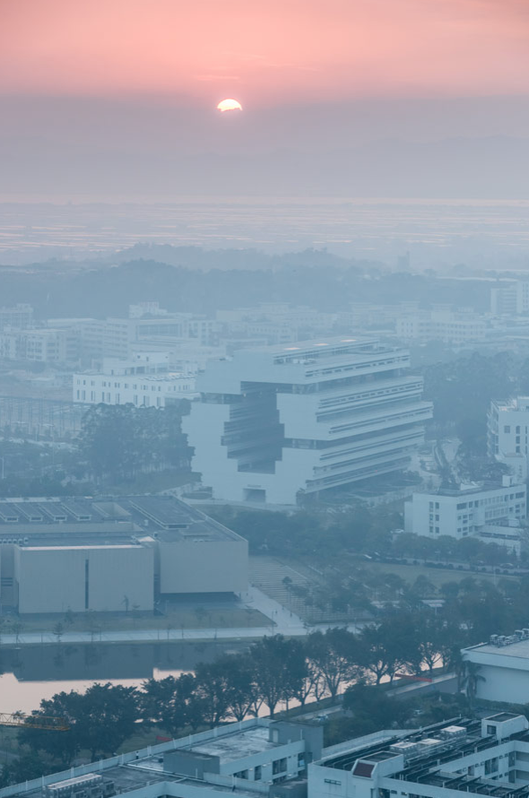 鳥瞰汕頭大學新醫學院大樓／Herzog & de Meuron