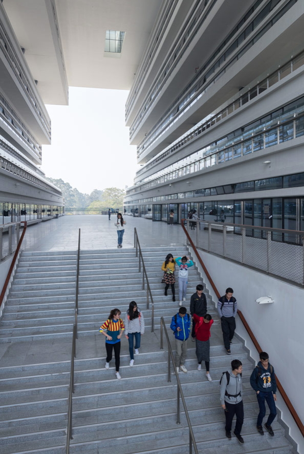 汕頭大學新醫學院大樓／Herzog & de Meuron
