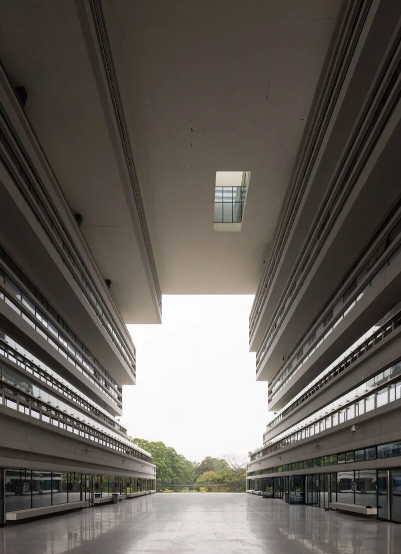 汕頭大學新醫學院大樓／Herzog & de Meuron