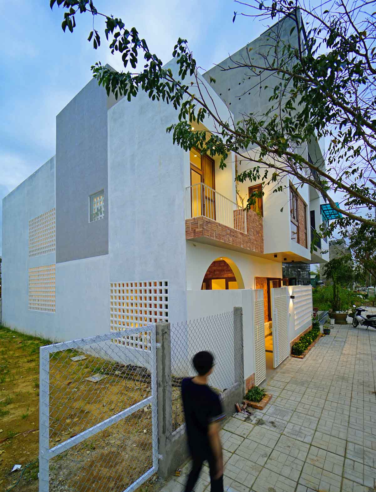 越南廣義市私人住宅A-House／IZ Architects