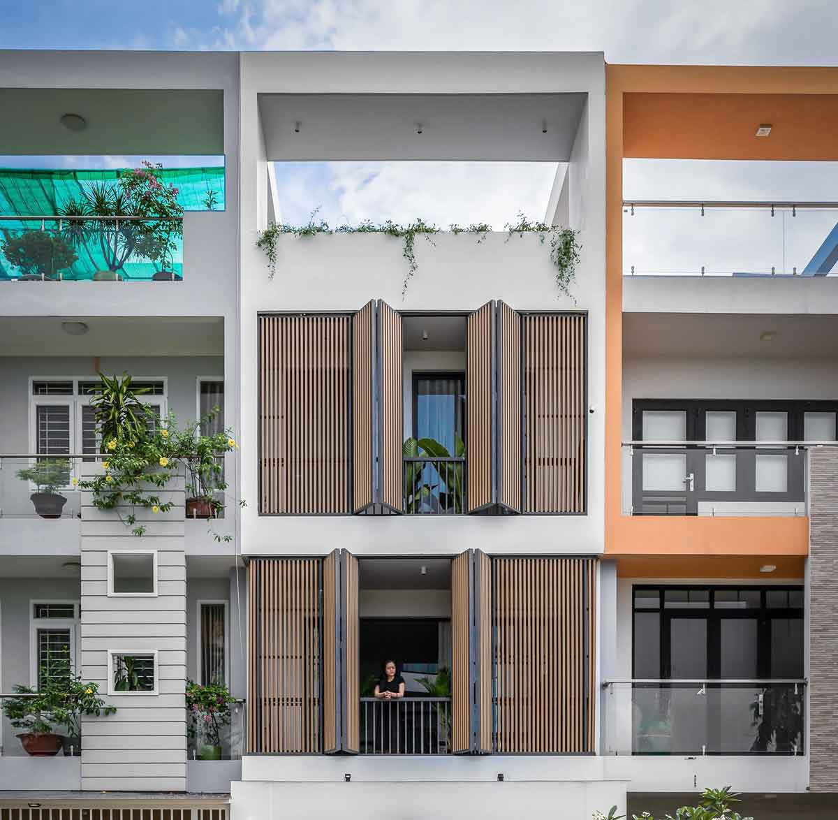 立面可以打開關閉,胡志明市NGỌC House私人住宅/Story Architecture