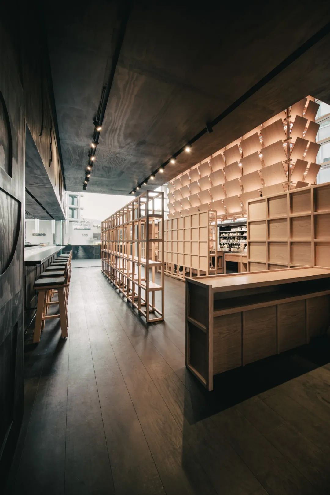 墨西哥城日式餐廳Tori Tori Santa Fe／Esrawe Studio