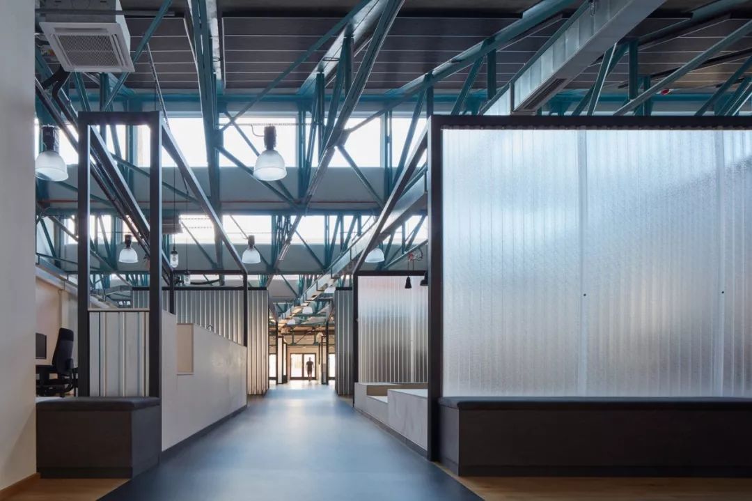 布拉格辦公室室內設計SinnerSchrader Studio Prague／Kurz architects