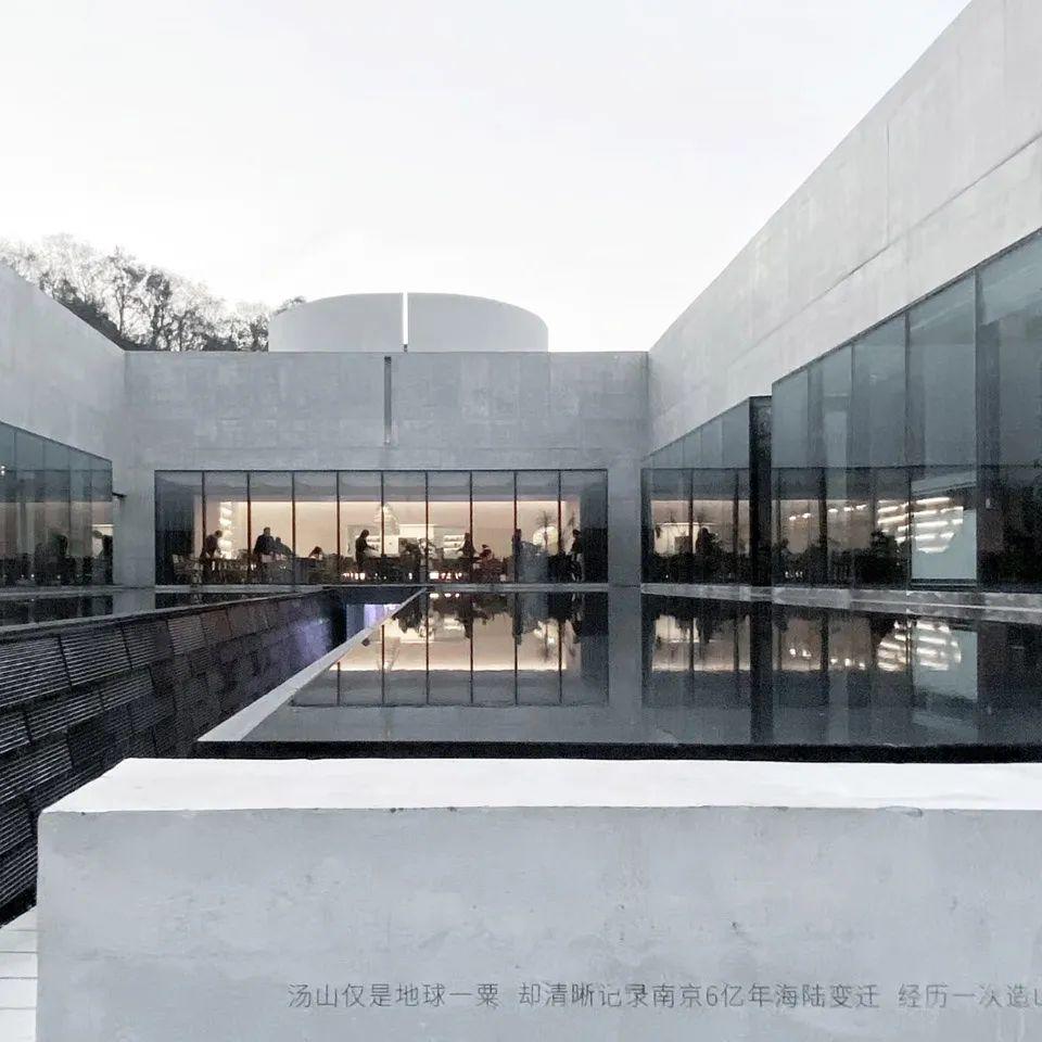 湯山雲夕博物紀溫泉酒店／張雷聯合建築事務所