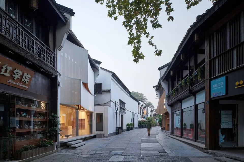 杭州四寒茶舍之查小文茶客廳／AIR Architects