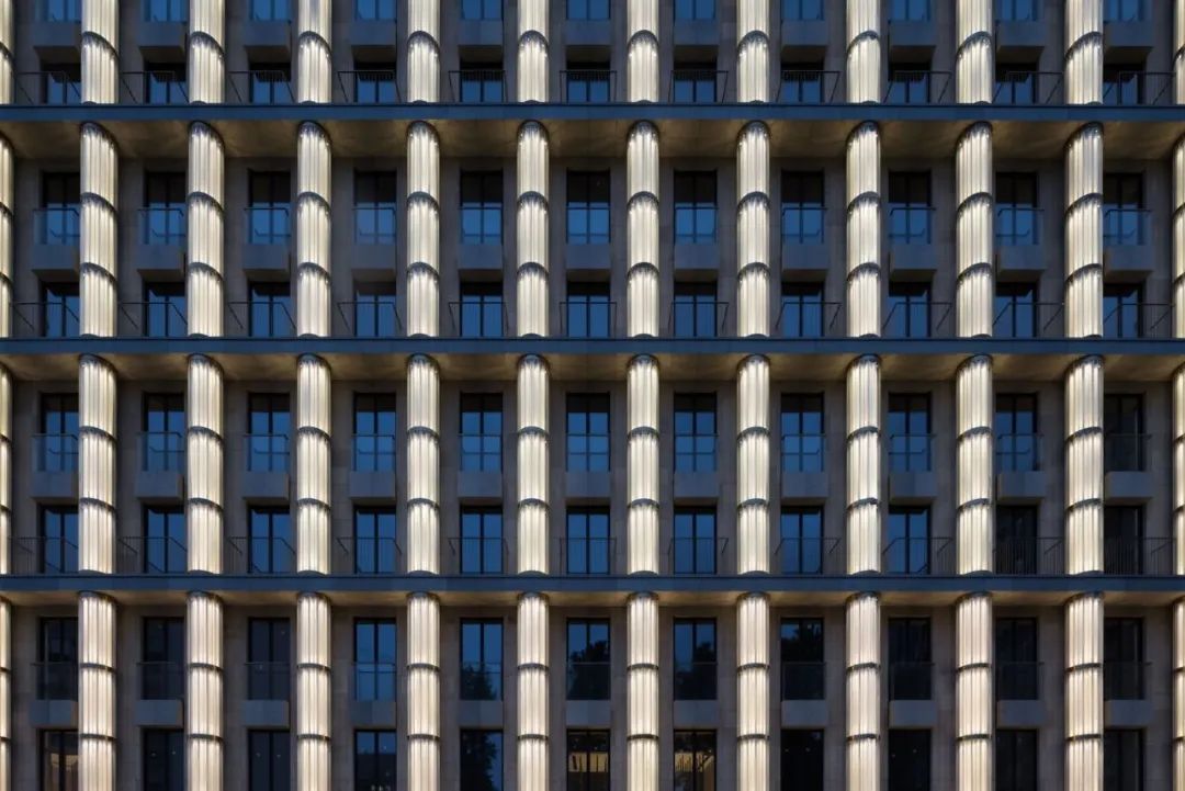 莫斯科Kutuzovskiy XII集合住宅／Tsimailo Lyashenko and Partners
