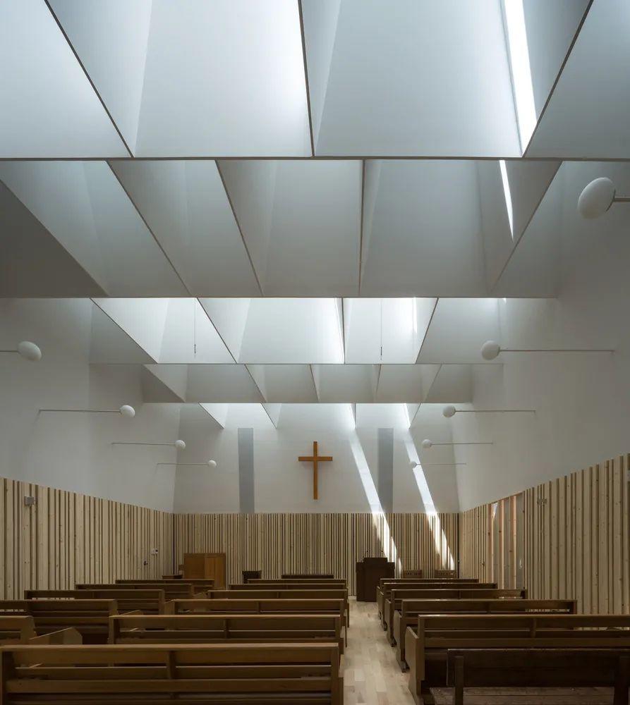 日本札幌市基督聯合教堂／Atelier BNK