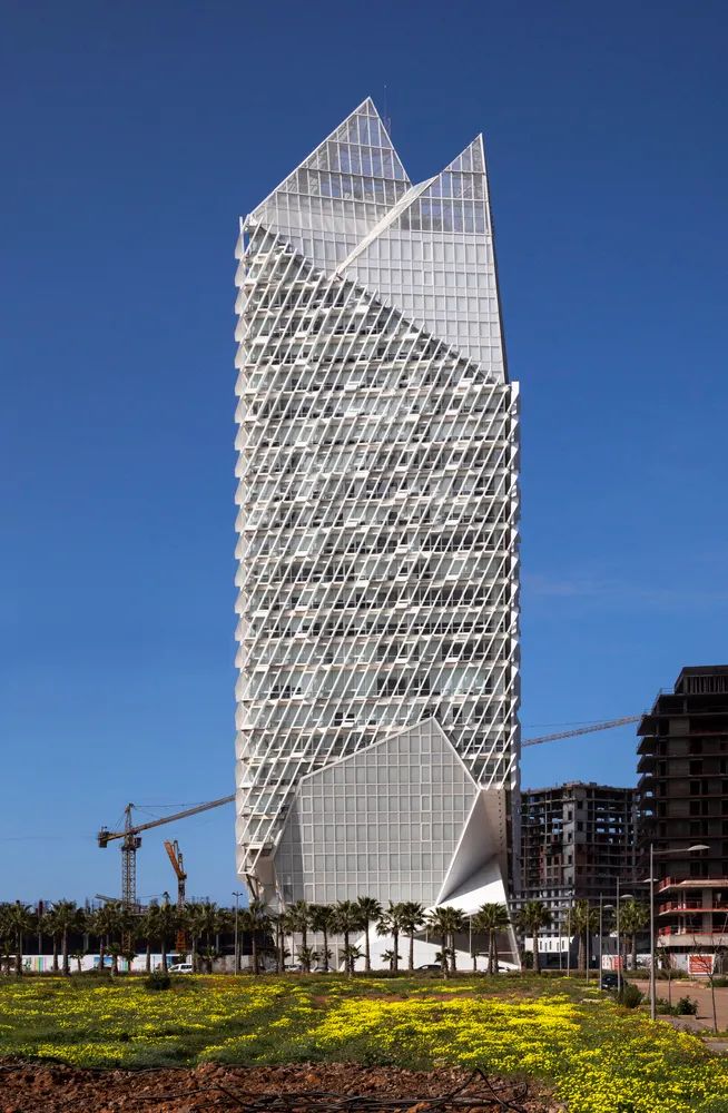 Casablanca Finance City Tower卡薩布蘭卡金融城大樓／Morphosis