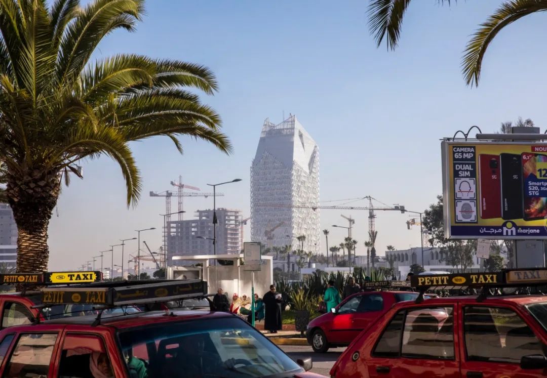 Casablanca Finance City Tower卡薩布蘭卡金融城大樓／Morphosis