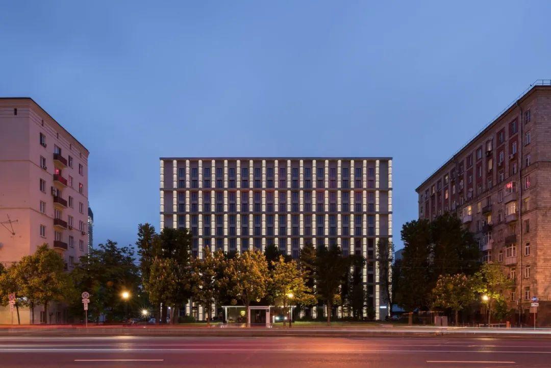 莫斯科Kutuzovskiy XII集合住宅／Tsimailo Lyashenko and Partners