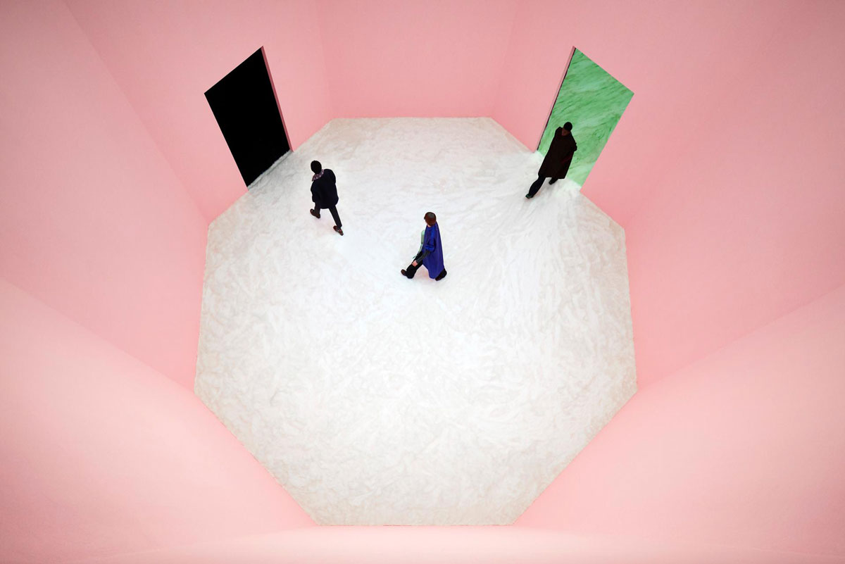 Prada 2021秋冬男裝走秀設計／Rem Koolhaas+AMO