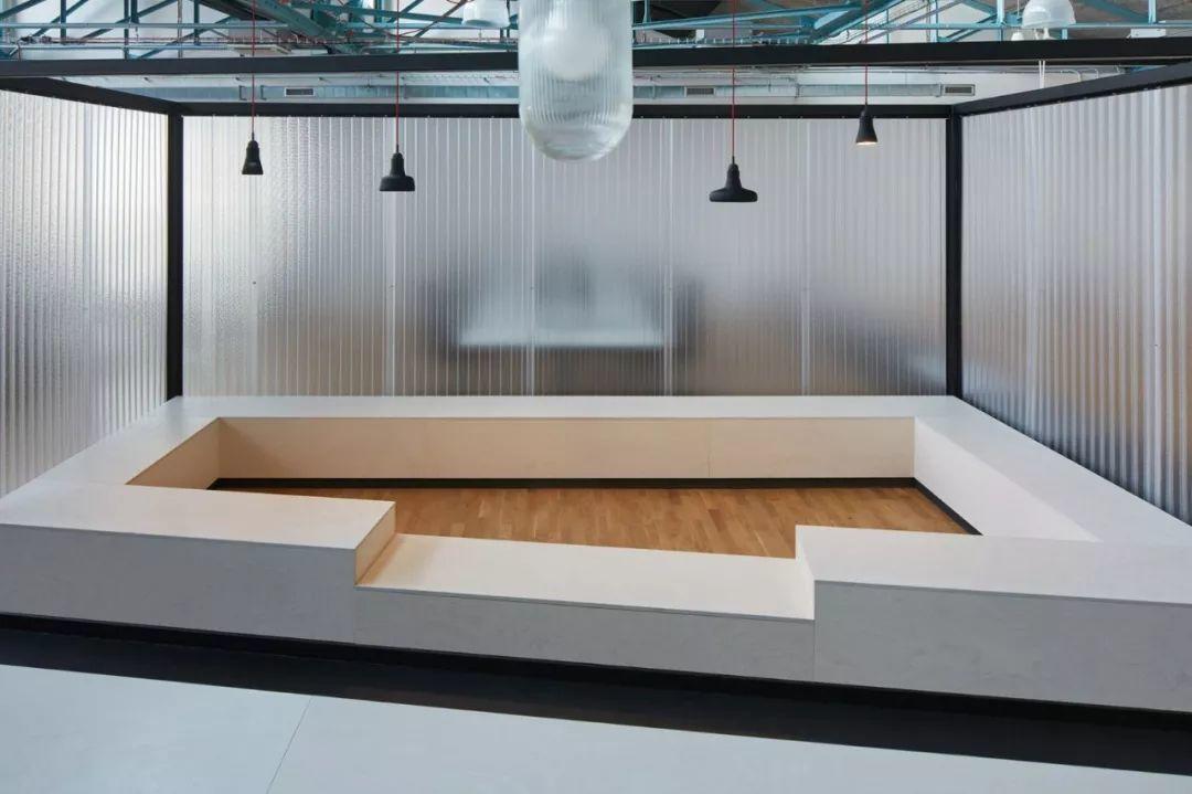 布拉格辦公室室內設計SinnerSchrader Studio Prague／Kurz architects