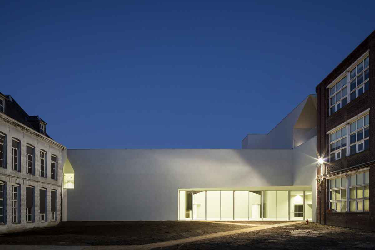 天主教魯汶大學建築學院／Aires Mateus