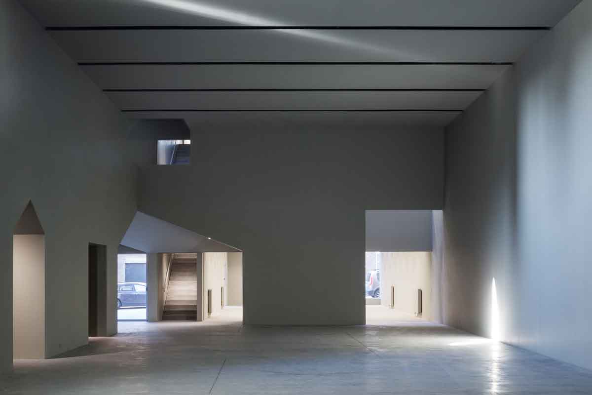 天主教魯汶大學建築學院／Aires Mateus