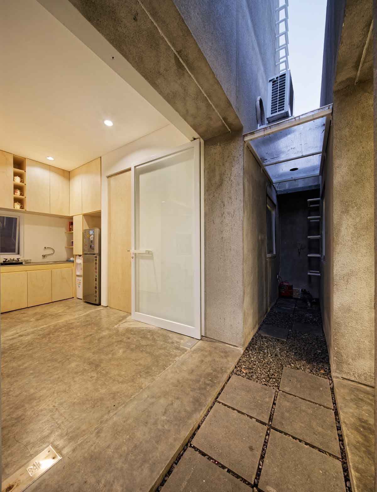 印尼雅加達雙胞胎私人住宅／DELUTION