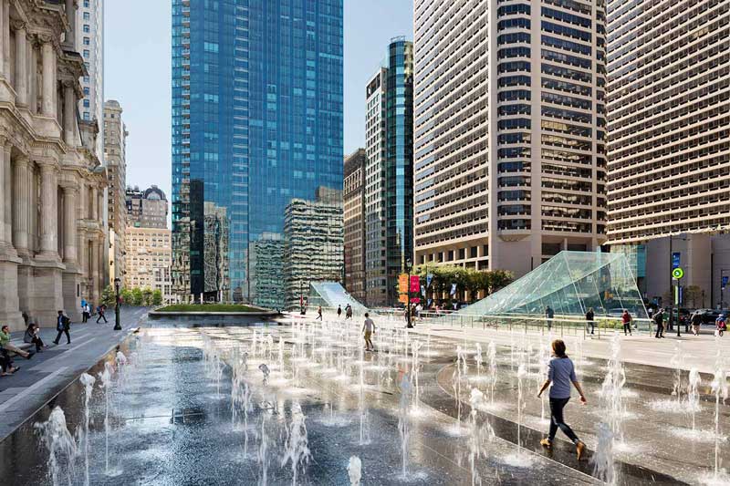 美國費城市政廳旁的公共空間，Dilworth Park／OLIN
