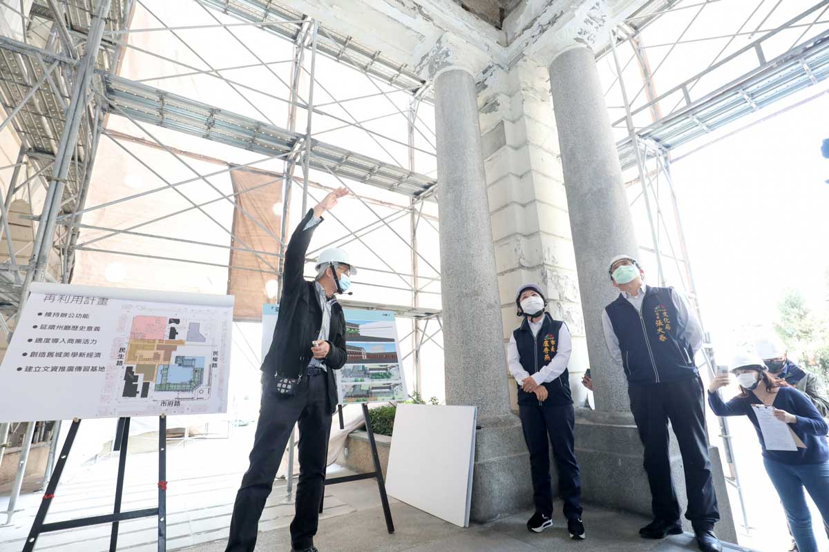盧秀燕勘查台中州廳修復工程進度