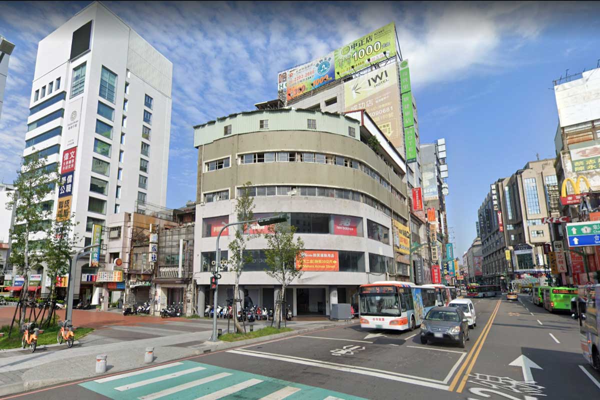 逢甲大學建築系三年級建築設計題目基地:台中市中區台灣大道一段號