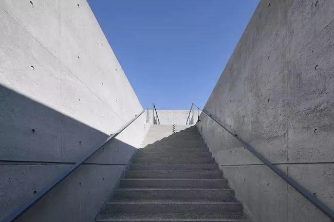 水御堂／安藤忠雄