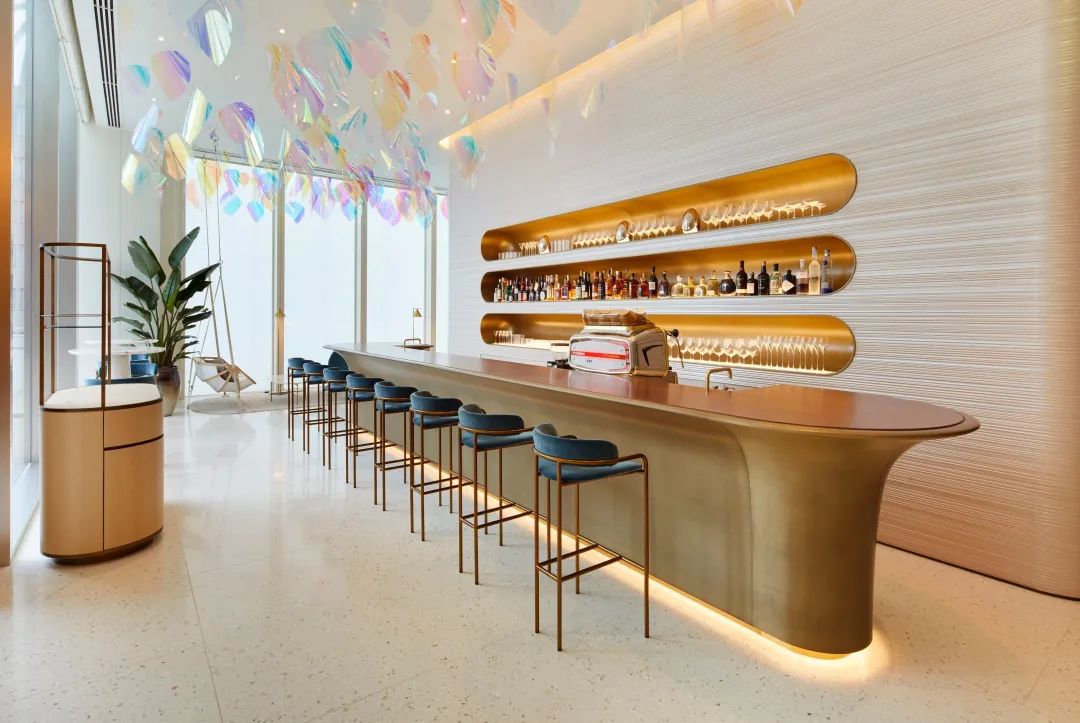 LV大阪旗艦店，青木淳