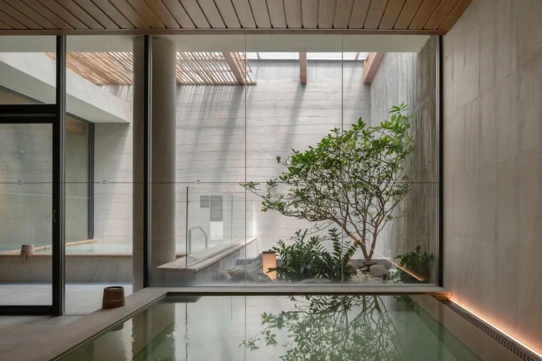 泰國曼谷湯之森溫泉水療沙吞店 Yunomori Onsen & Spa Sathorn／Sixseven Studio
