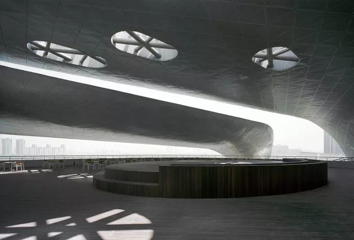 無錫大劇院，設計：PES-Architects