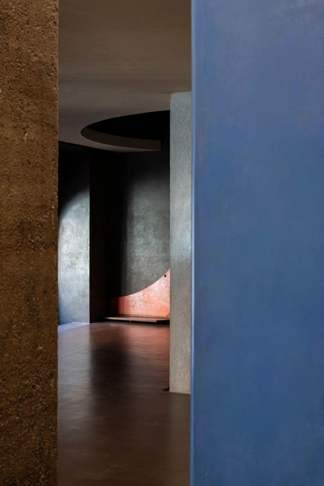 當代義大利建築的奠基石，波隆那Dino Gavina商店／Carlo ScarpaCarlo Scarpa