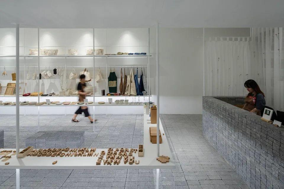 胡志明市商店室內設計，TAP Space／Sawadeesign Studio