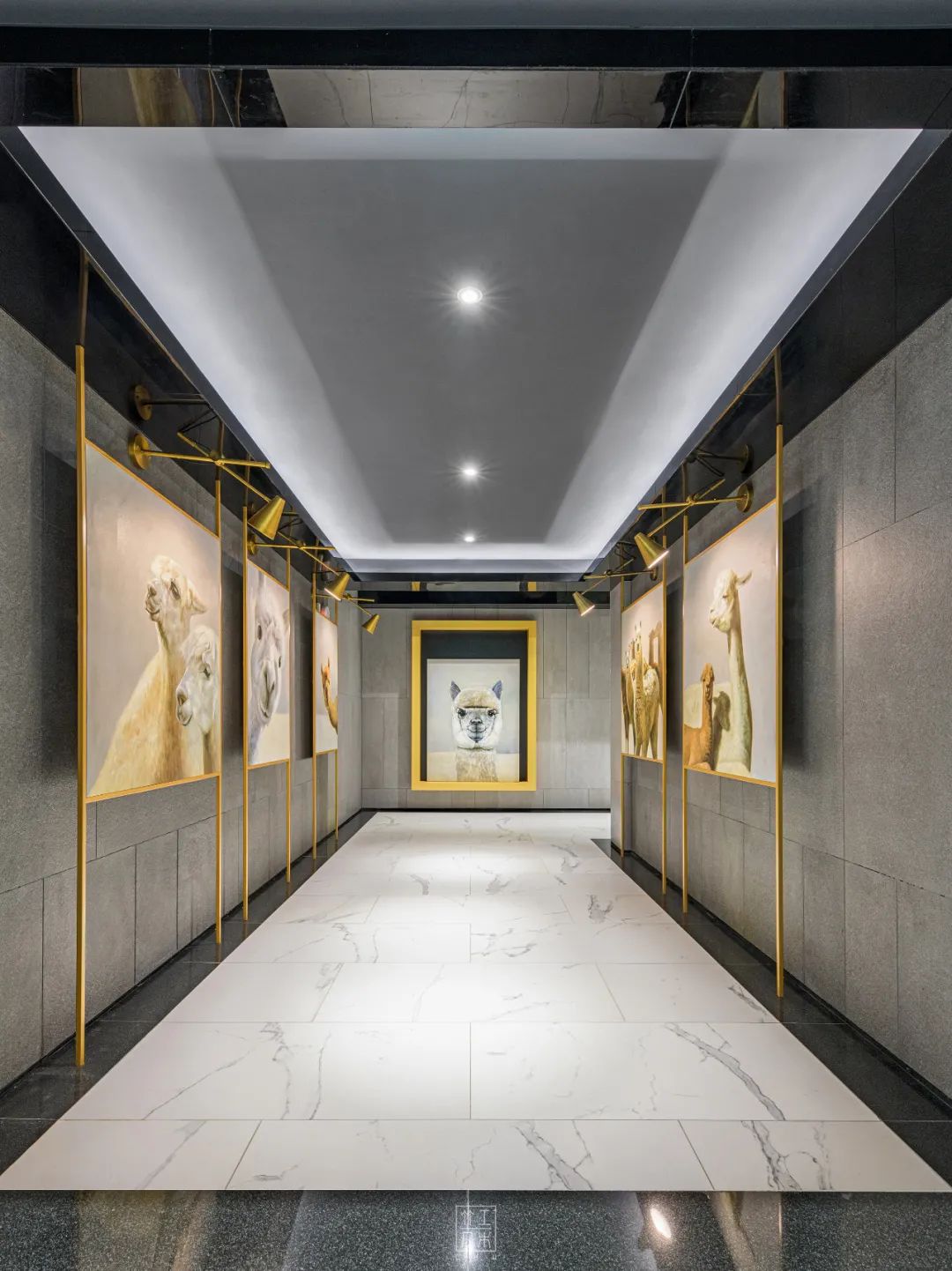 威鈞國際商務城公設空間室內設計／邵唯晏 竹工凡木設計研究室