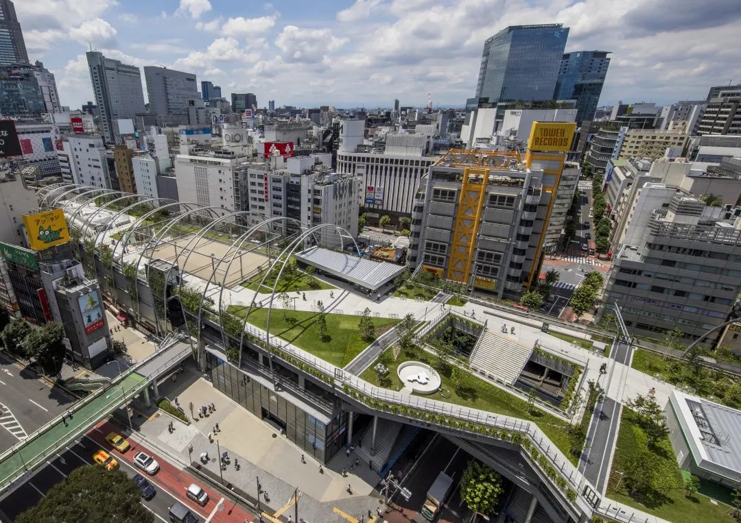 鳥瞰公園 aerial view 東京澀谷宮下公園公共空間 Tokyo Shibuya MIYASHITA PARK Public Space／株式會社日建設計 Nikken Sekkei