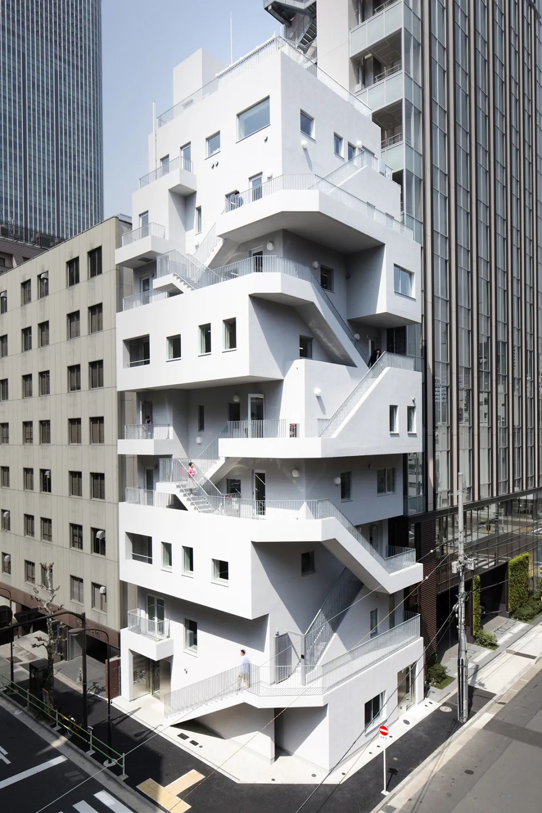 東京都心辦公大樓新的可能性，荒川大樓／株式會社日建設計