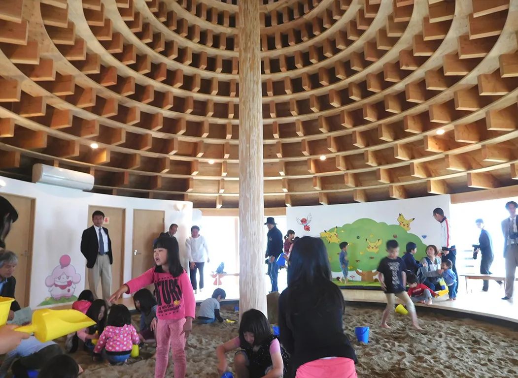  南相島之家遊樂場／伊東豊雄建築設計事務所，Contemporaries株式會社