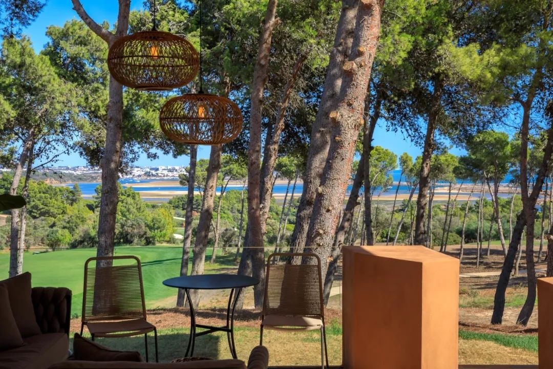 葡萄牙海濱高爾夫度假村別墅Palmares Ocean Living & Golf Resort／RCR Arquitectes