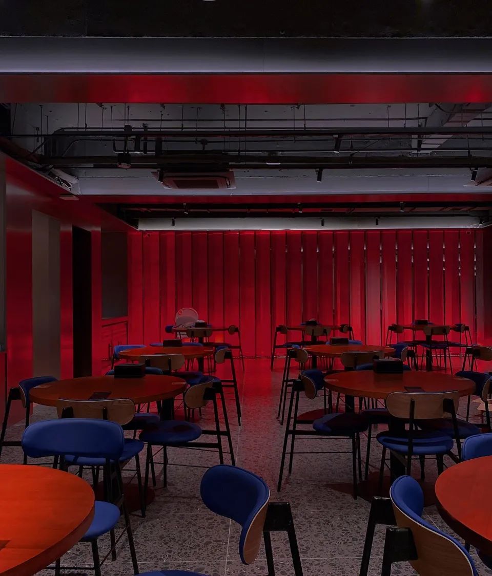 用餐區 ，QU烤肉酒館室內設計／木斗設計