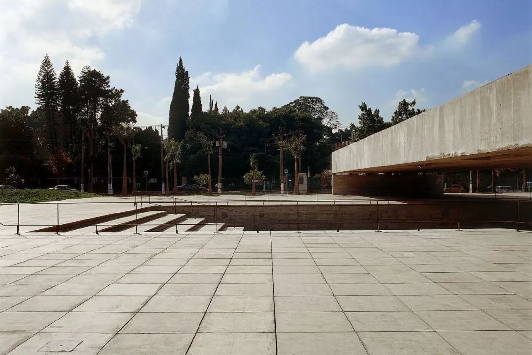 Brazilian Museum of Sculpture 巴西雕塑博物館／Paulo Mendes da Rocha©Leonardo Finotti