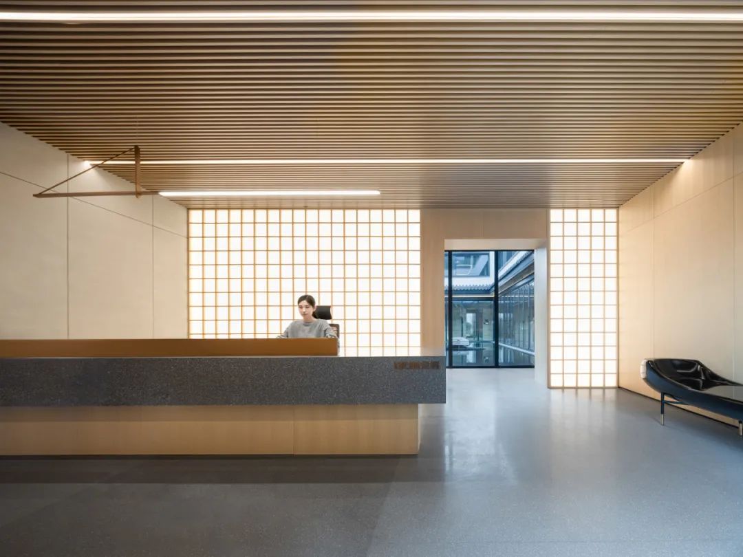 接待櫃臺，紹興金昌商學院／零壹城市建築事務所