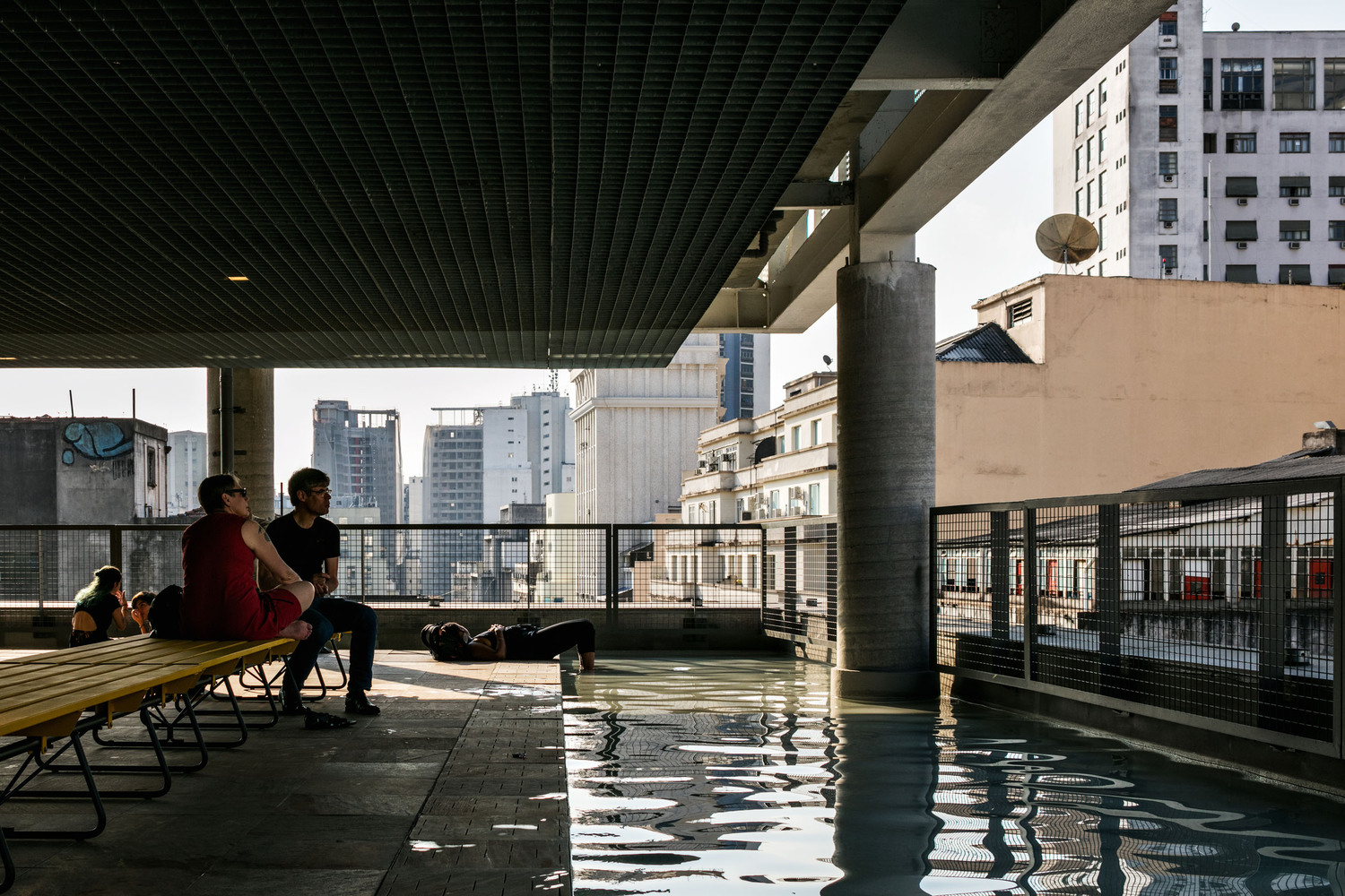 巴西聖保羅SESC 24 de Maio文化中心／Paulo Mendes Da Rocha＋MMBB Arquitetos
