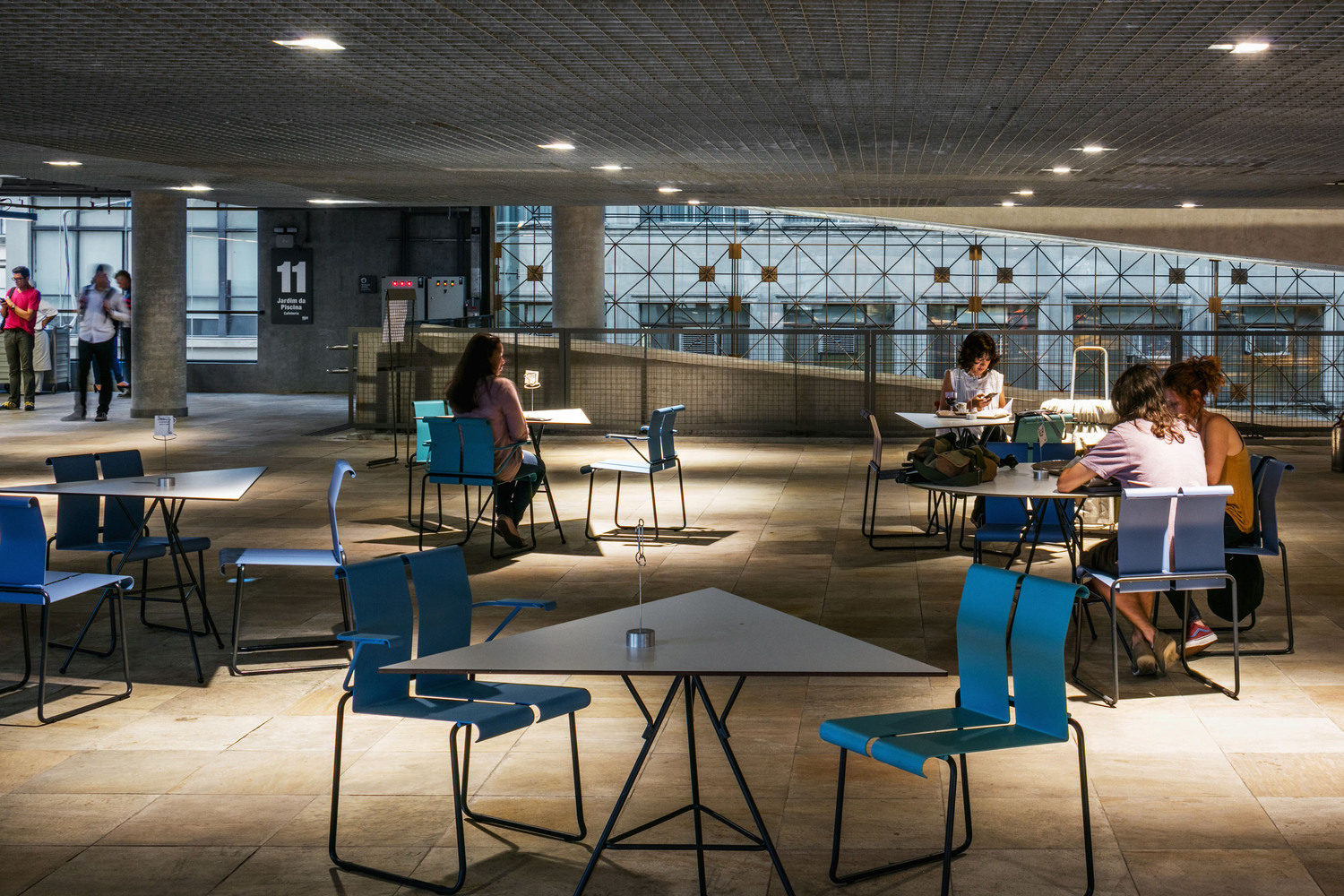 巴西聖保羅SESC 24 de Maio文化中心／Paulo Mendes Da Rocha＋MMBB Arquitetos