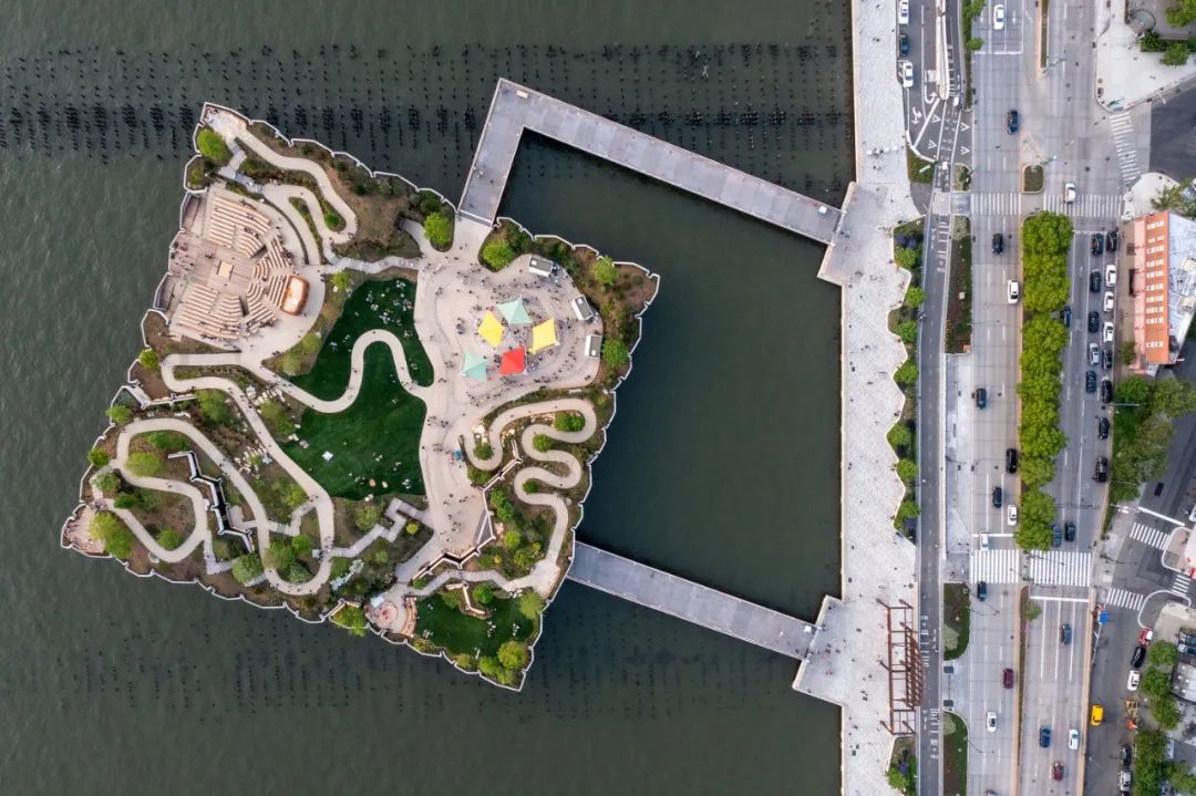 紐約小島公園／Heatherwick Studio