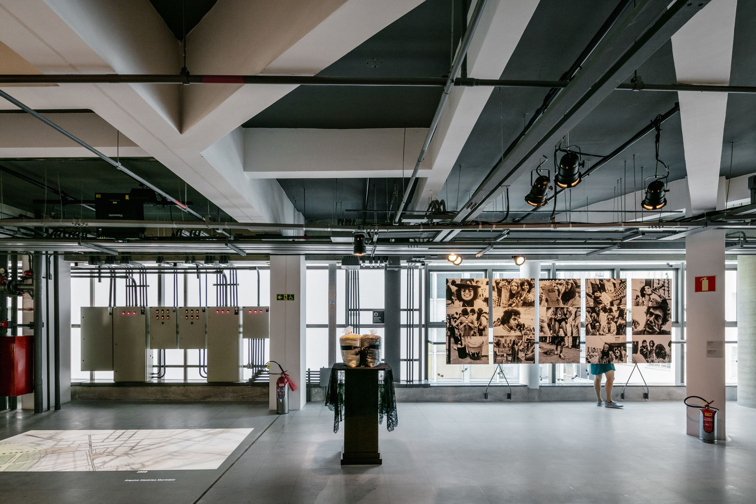 巴西聖保羅SESC 24 de Maio文化中心／Paulo Mendes Da Rocha＋MMBB Arquitetos
