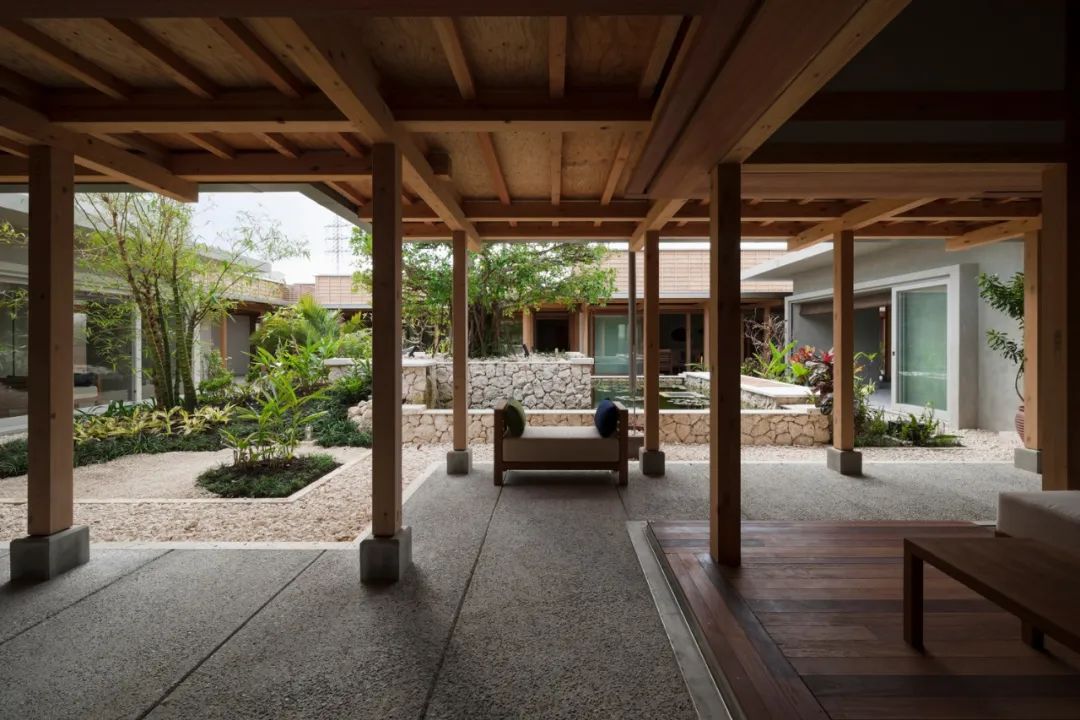 半戶外空間，空之森診療所／手塚建筑研究所Tezuka Architects