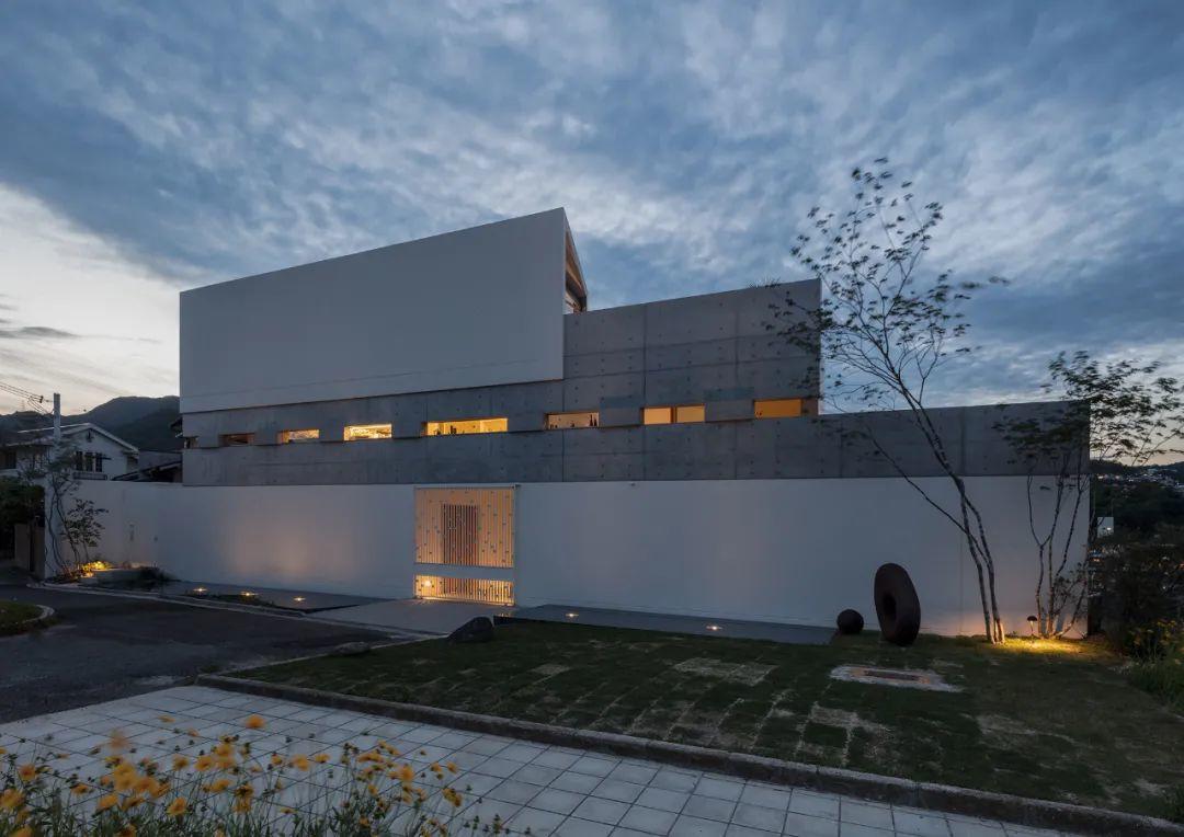 芦屋市大阪港口之家 私人住宅 Osaka Private House／Maniera Architect and Associates