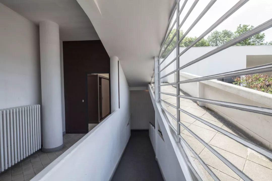 薩伏伊別墅Villa Savoye／柯比意Le Corbusier